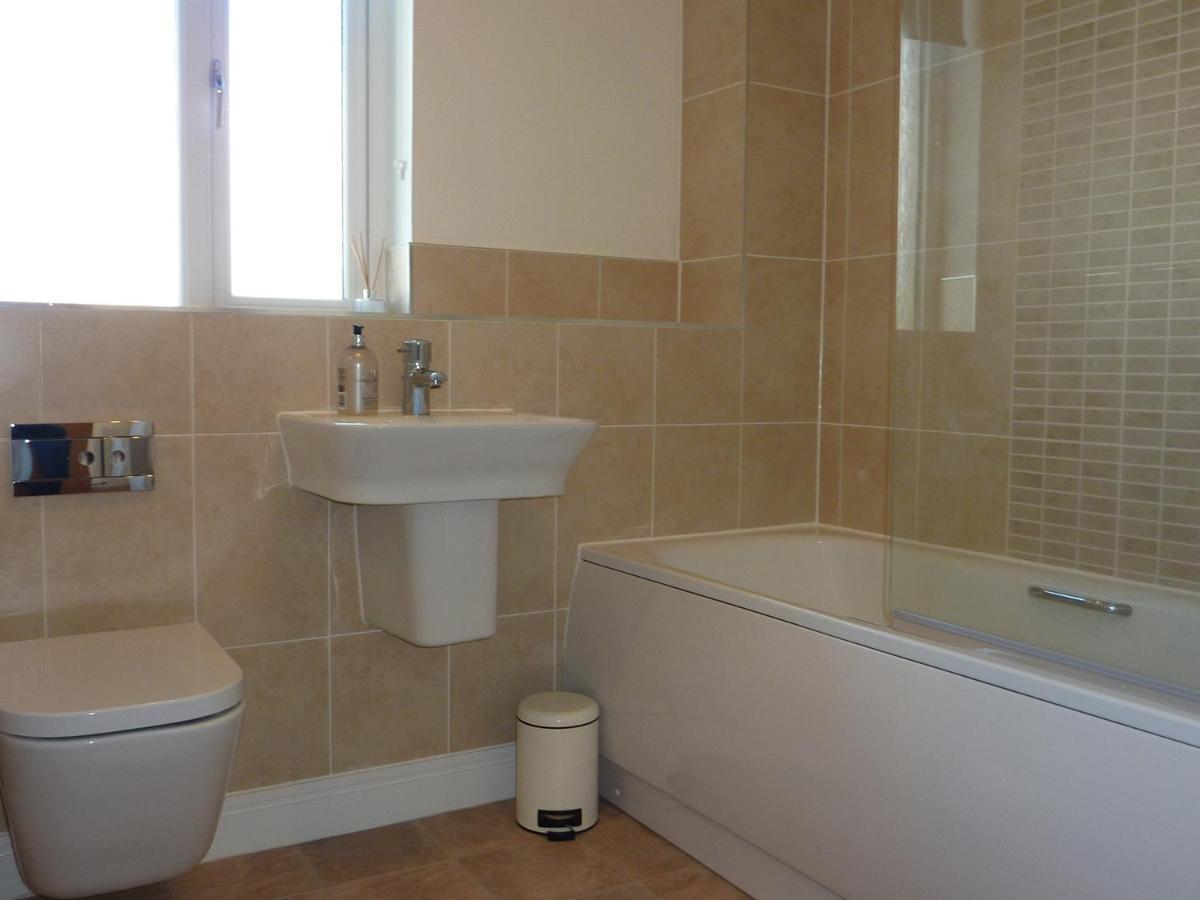 28 Clock Tower Court Apartment Чарлстаун Екстериор снимка